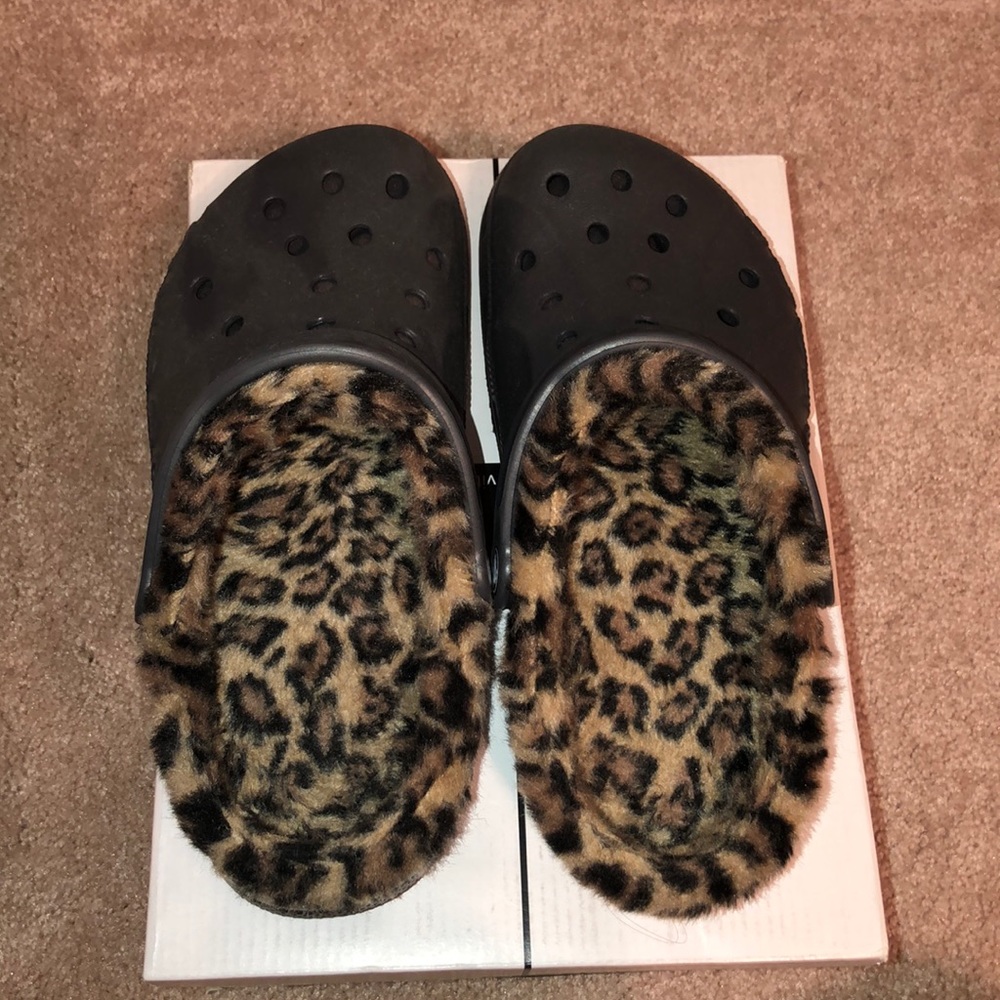Black Leopard Print Furry Crocs